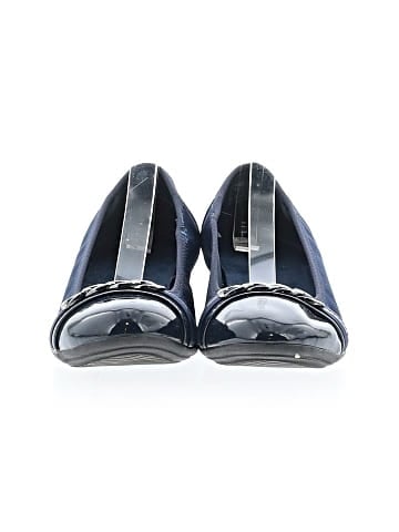 Unbranded Flats (view 2)