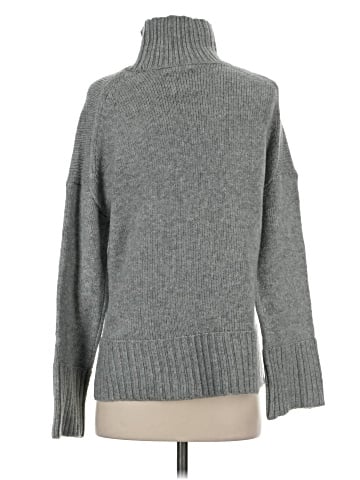 Abercrombie & Fitch Turtleneck Sweater (view 2)