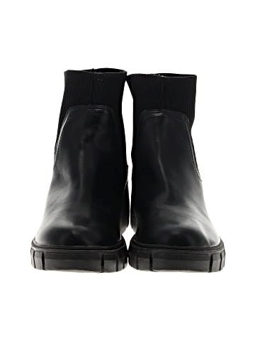 Madden Girl Ankle Boots (view 2)
