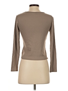Olivia Rae Long Sleeve Top (view 2)