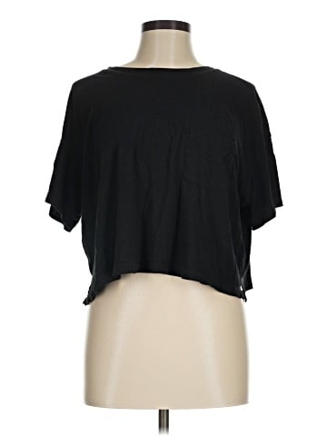 Old Navy Short Sleeve T-Shirt (view 1)