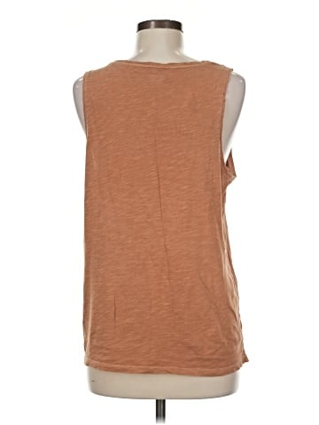 Old Navy Sleeveless T-Shirt (view 2)