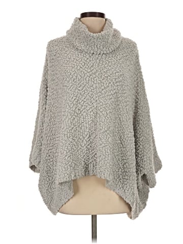 Romeo & Juliet Couture Pullover Sweater (view 1)