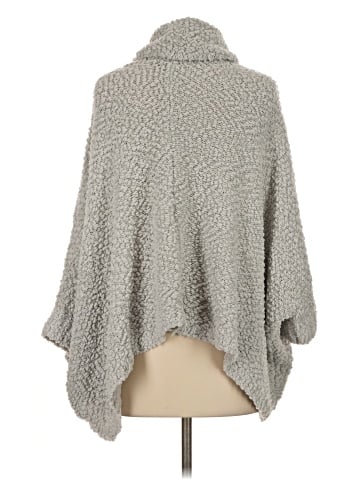 Romeo & Juliet Couture Pullover Sweater (view 2)