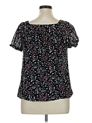 Ember Short Sleeve Blouse (view 2)