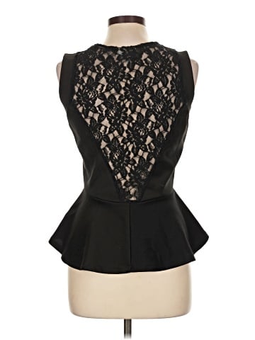 Marilyn Monroe Sleeveless Blouse (view 2)