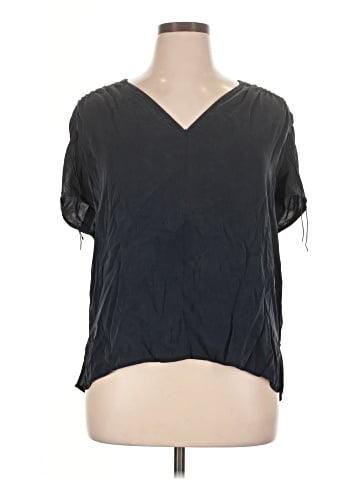 Vince. Short Sleeve Blouse (view 1)