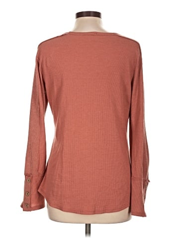 Lovely Melody Pullover Sweater (view 2)