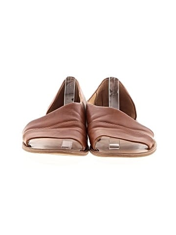 Universal Thread Sandals (view 2)
