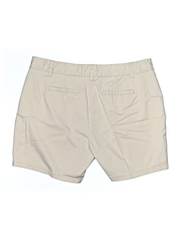 Sugar Magnolia Khaki Shorts (view 2)