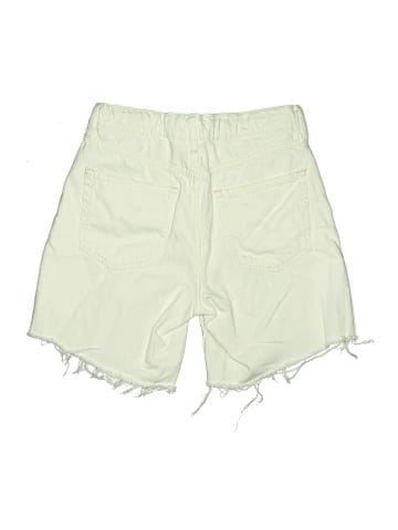 Gap Shorts (view 2)