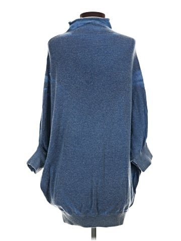 Moth Poncho (view 2)