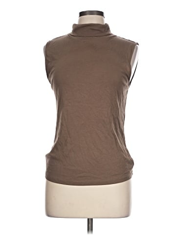 Vince. Sleeveless Top (view 1)
