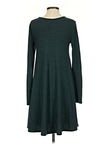 Old Navy Casual Dress (view 2)