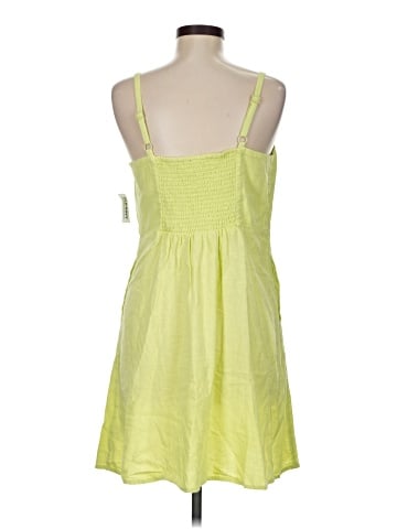 Old Navy Casual Dress (view 2)