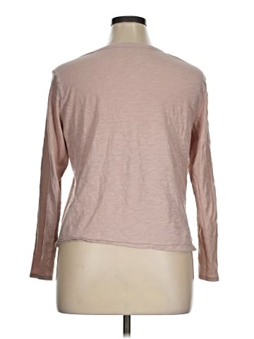 Old Navy Long Sleeve T-Shirt (view 2)