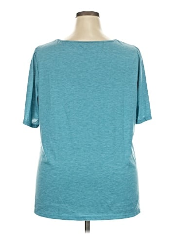 BLOOMCHIC Short Sleeve T-Shirt (view 2)