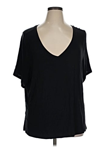 Athleta Short Sleeve T-Shirt (view 1)