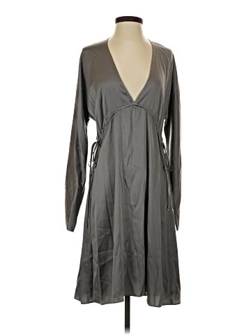 Elizabeth and James Casual Dress (view 1)