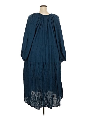 Old Navy Casual Dress (view 2)