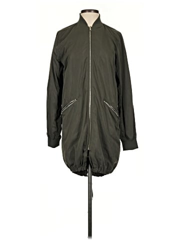 Timing Raincoat (view 1)