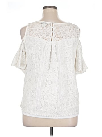 Vintage America Blues Sleeveless Blouse (view 2)
