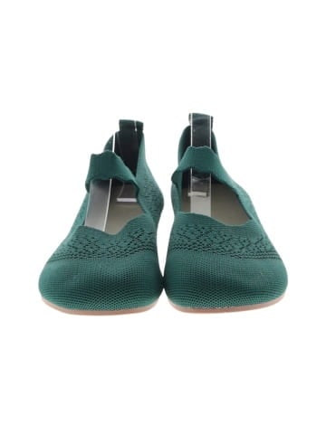 Unbranded Flats (view 2)