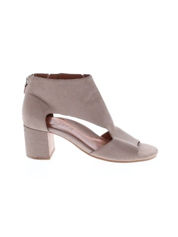 Gentle Souls Heels (view 1)