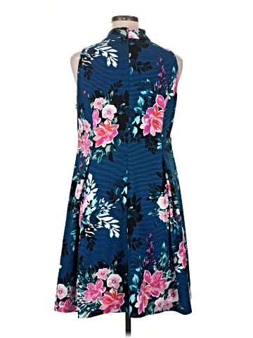 Vince Camuto Casual Dress (view 2)