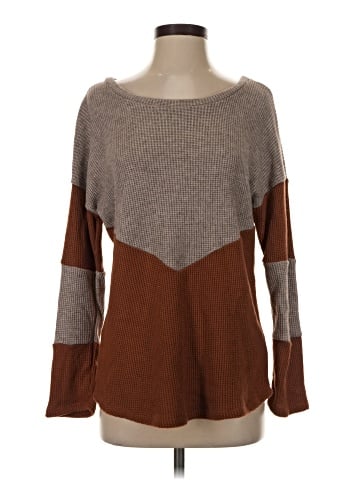 Lovely Melody Pullover Sweater (view 1)