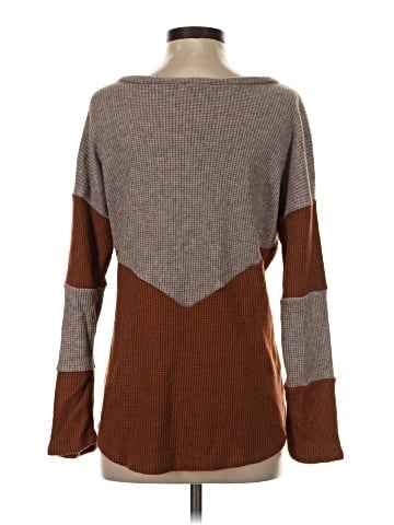 Lovely Melody Pullover Sweater (view 2)