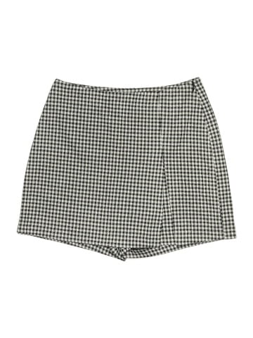 CAbi Shorts (view 1)