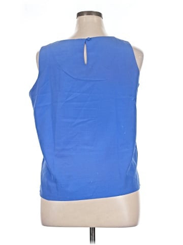 Yves St. Clair Sleeveless T-Shirt (view 2)