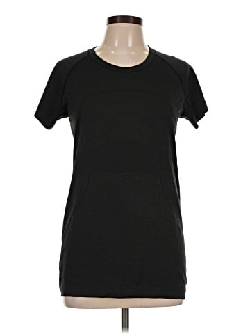 Lululemon Athletica Short Sleeve T-Shirt (view 1)