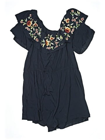 chic soul (chicsoul.com) Overall Shorts (view 2)