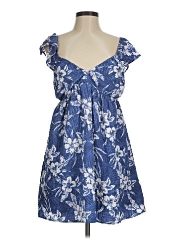 American Eagle Outfitters Casual Dress (view 1)