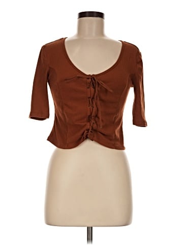 No Boundaries 3/4 Sleeve Top (view 1)