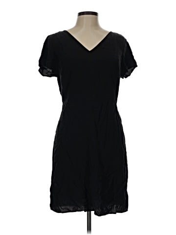Old Navy Casual Dress (view 1)