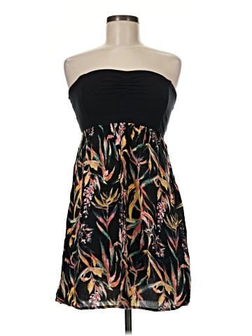 Roxy Sleeveless Top (view 1)
