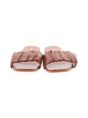 Express Sandals (view 2)