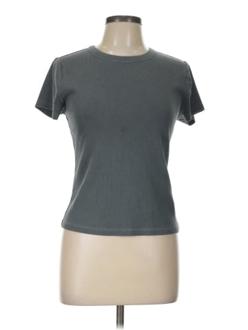 Old Navy Short Sleeve T-Shirt (view 1)