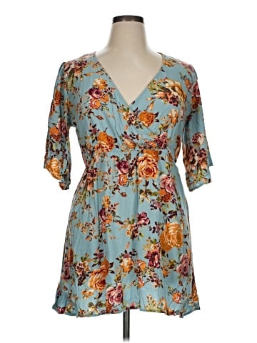 Xhilaration Casual Dress (view 1)