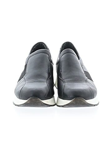Munro American Sneakers (view 2)