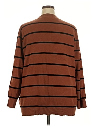 City Chic Pullover Sweater (view 2)