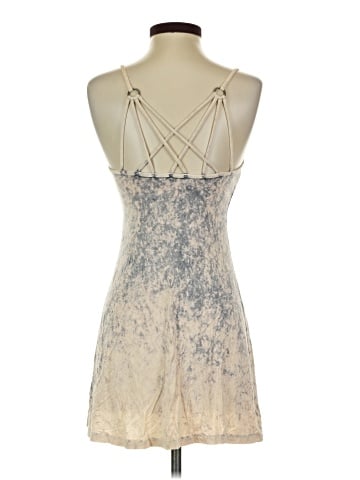 American Eagle Outfitters Tank Top (view 2)