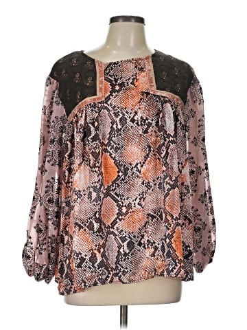 Ivy Jane 3/4 Sleeve Blouse (view 1)