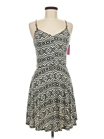 Xhilaration Cocktail Dress (view 1)