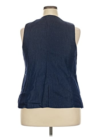 Nine West Sleeveless Button-Down Shirt (view 2)