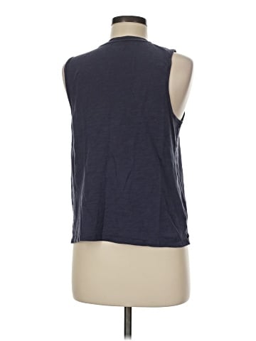 Old Navy Sleeveless T-Shirt (view 2)