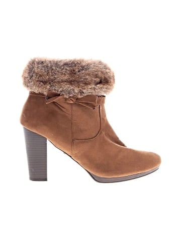 Dana Kay Ankle Boots (view 1)